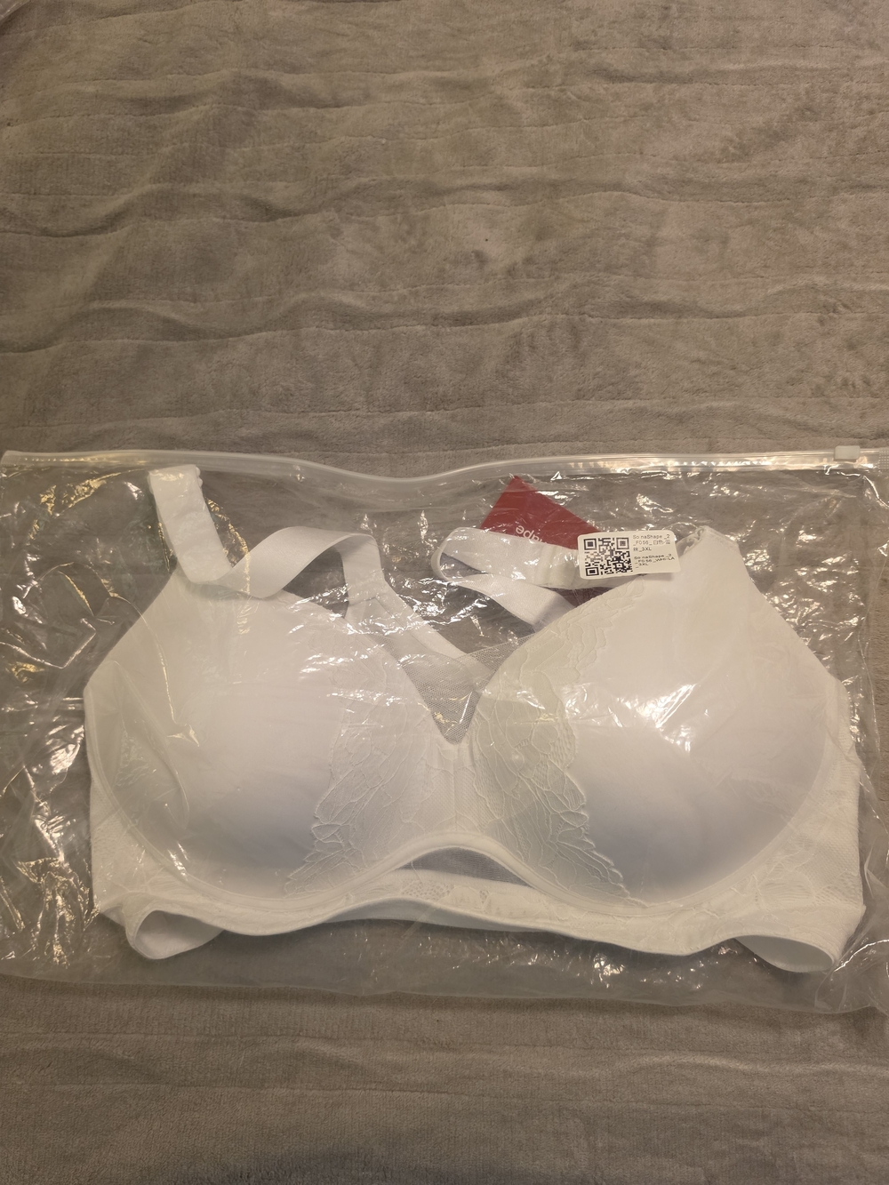 Everyday Lace-Trim Wireless Bra In White